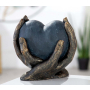 HEART IN HANDS СТАТУЕТКА СЪРЦЕ 10/15/15 СМ