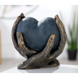 HEART IN HANDS СТАТУЕТКА СЪРЦЕ 10/15/15 СМ
